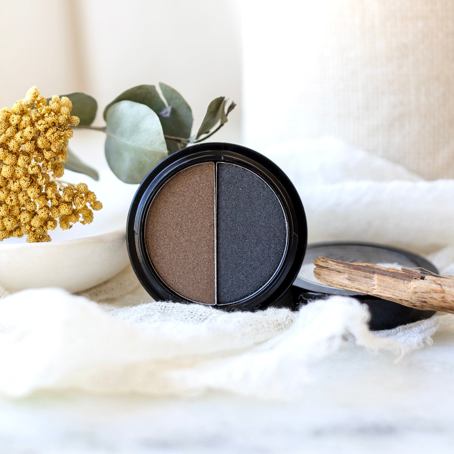 Eye Candy - Highly Pigmented Eye Shadow Duo